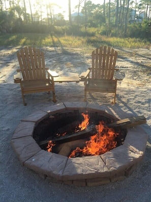 Fire Pit with 4 deck chairs