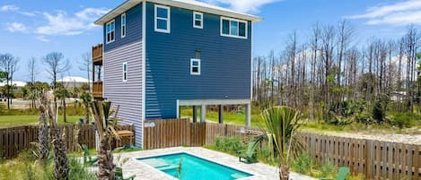 Fenced Yard with Pool