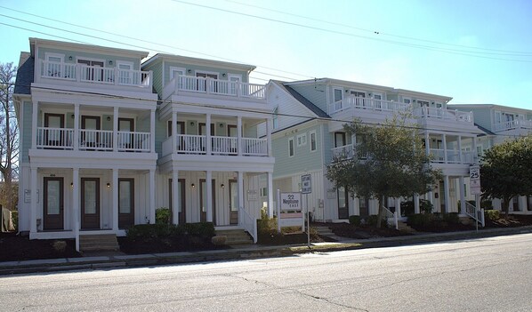Spacious Multi-Level Beach Retreat | 3 Blocks or a short 5 minute walk to the beach and boardwalk. In the heart of the ViBe District and walking distance to the Convention Center, Sports Center and Atlantic Wave Park.