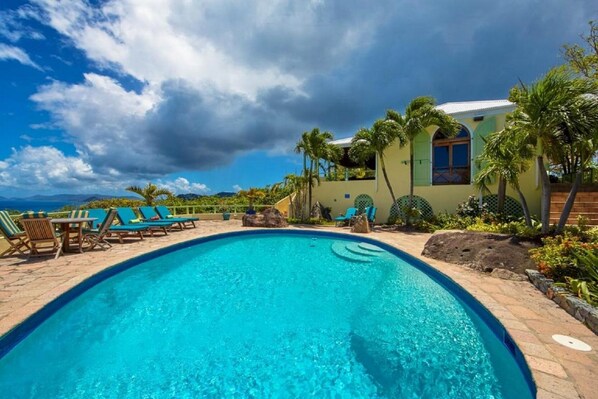 Exquisite Pool Area with Outdoor Bose Sound System. 