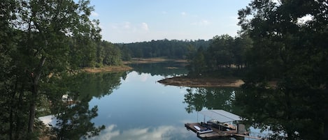 Sunrise, Coffee and Gorgeous Views of Dismal Creek Cove from Upper/Lower Deck!