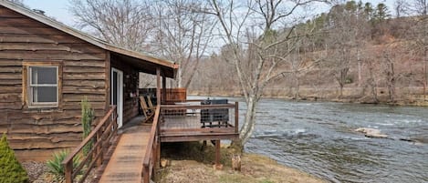 You won't want to leave this amazing riverfront cabin in the Smokies!