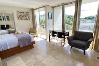Ocean Views from Two Balcony Queen Suite / 1/2 Block to Waikiki Beach,