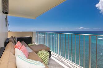 14th Floor Penthouse On Hawaii's Gold Coast At The Diamond Head Beach Hotel