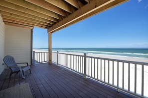 First floor oceanfront balcony attached to the family room