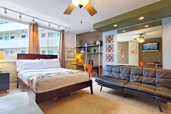 Your perfect Home Away from Home Stays - The Getaway Suite #701