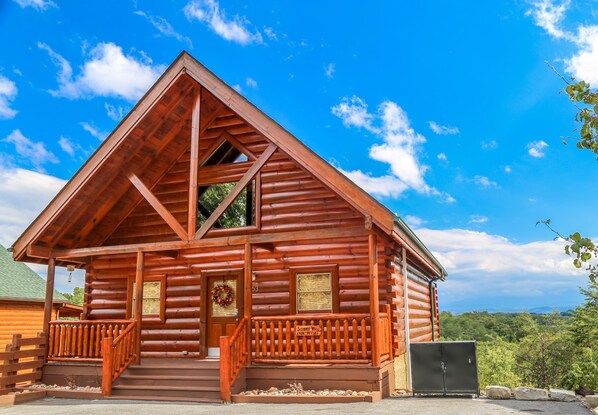 Summit View Cabin located in the GrandView Resort