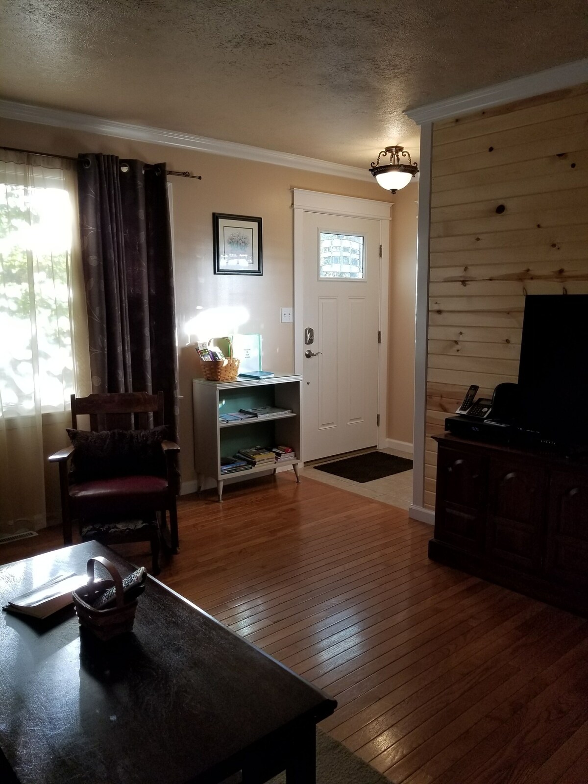 Comfy Interlochen home, close to Traverse city, Duck and Green lake Pet Friendly