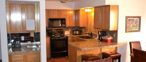 Beautiful kitchen ready to prepare a nice warm meal.