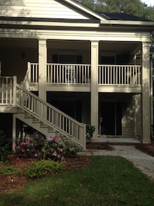 Romantic  Condo,  Gated Pawley’s Plantation.  Professionally cleaned every time!