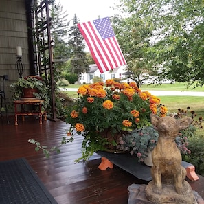 Front porch area 