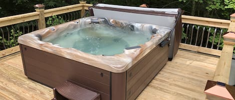 Bain à remous extérieur