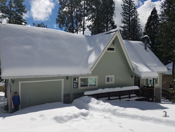 At 4400 feet, we get plenty of snow!