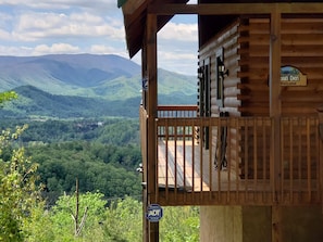 Great Smoky Mountains at Yogi's Den!
