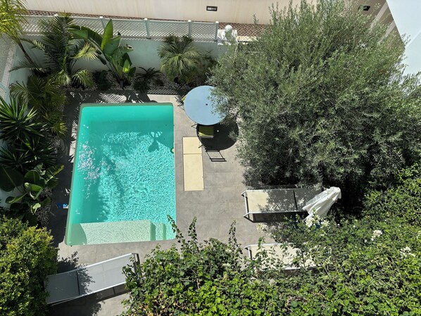 jardin et piscine 