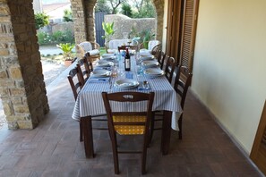 Outdoor dining