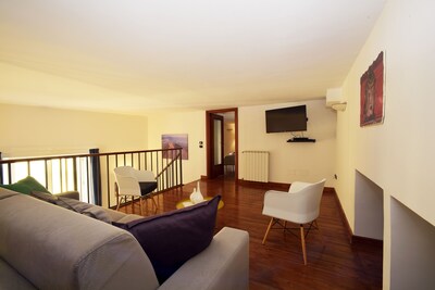 Italia Apartment - Comfortable holiday in the historic center of Naples