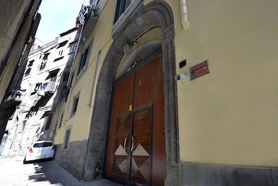 Italia Apartment - Comfortable holiday in the historic center of Naples