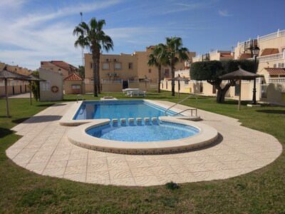 Wonderful 2 Bedroom Apartment in La Zenia, walking distance to amenities & beach