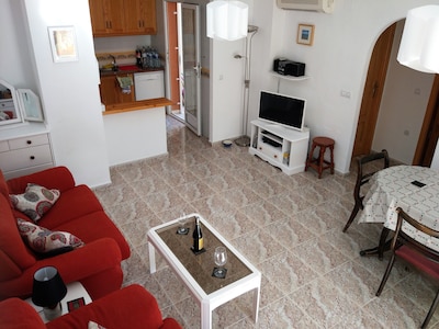 Wonderful 2 Bedroom Apartment in La Zenia, walking distance to amenities & beach