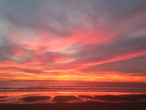 NEWPORT BEACH sunset a short walk away!