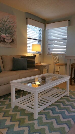 Lots of light in this cute beach condo