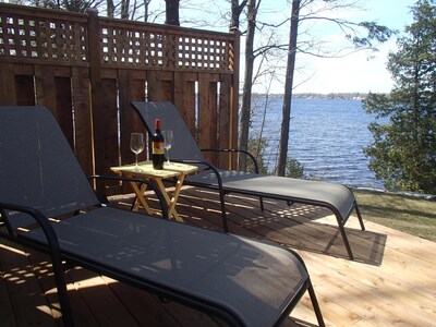  Waterfront Cottage in Prince Edward County - Close to Wellington and Wineries