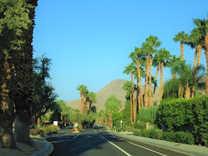 Mesa View Drive / Portola Ave driving toward the Ironwood Country Club