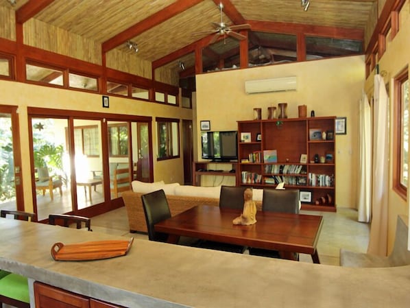Open Living Area- Bamboo Ceilings 
Tons of Windows