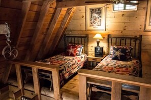 Twin Loft 