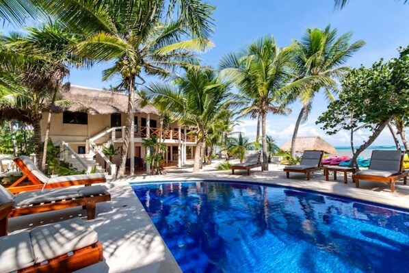 Casa Tortuga A View From Every Angle