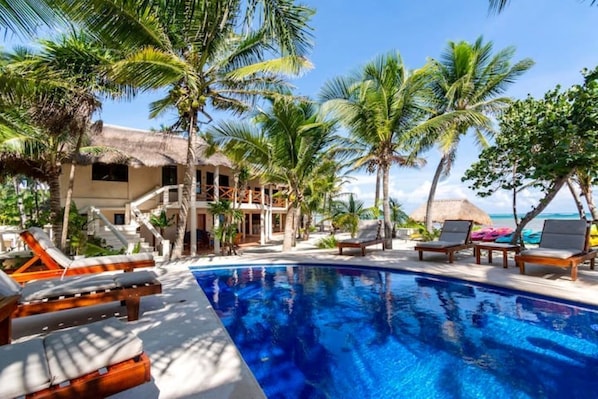 Casa Tortuga A View From Every Angle