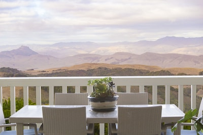 LUXURY | VISTA HOUSE above the Clouds!