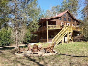 Huge decks overlooking firepit and Fightingtown Creek.