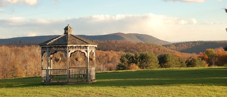 Rear view to east and North Mountain