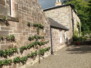 The farmhouse with annexe cottage