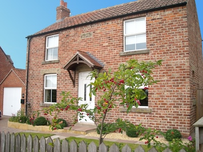 Welcome to Argil Cottage, a family cottage for 5 in the North York Moors