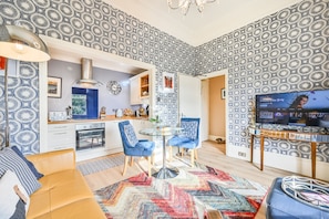 Open plan living space - Apartment 4 - The Muntham Luxury Holiday Apartment rental in Torquay.