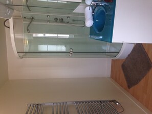 Salle de douche hydromassage