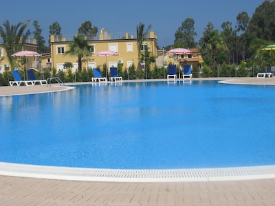 Amazing Studio Apartment with free Wifi, on resort, with 2 pools - pets welcome