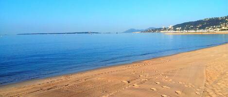 Bijou Plage, very close to the apartment