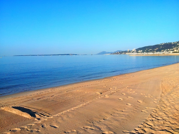 Bijou Plage, very close to the apartment