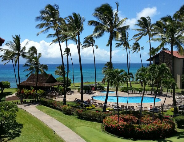 Breathtaking view of Moloka'i from our lanai