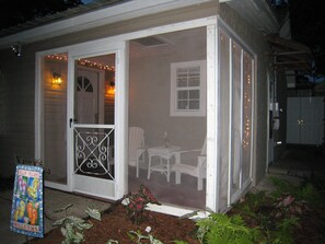 Feel the Gulf breeze on the screened porch