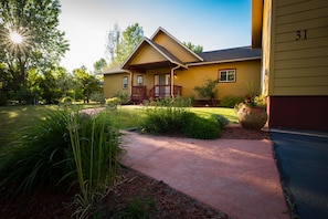 Front of River View Retreat
