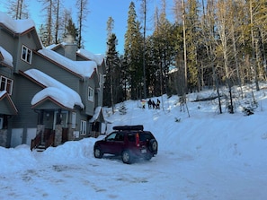 15 Minute Walk to the Elk Chair 