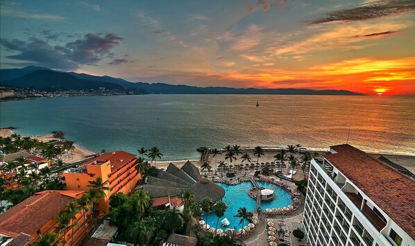 Dusk from 1242 Pacific private balcony