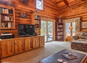 Great room with flat screen TV