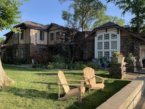 Side view of the house and upstairs apartment!