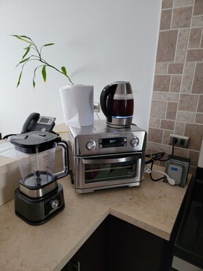 Kaffe og/eller kaffemaskine